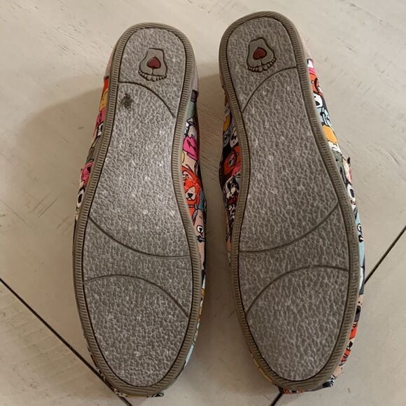 Bobs for Dogs Slip On Shoes - Picture 5 of 6